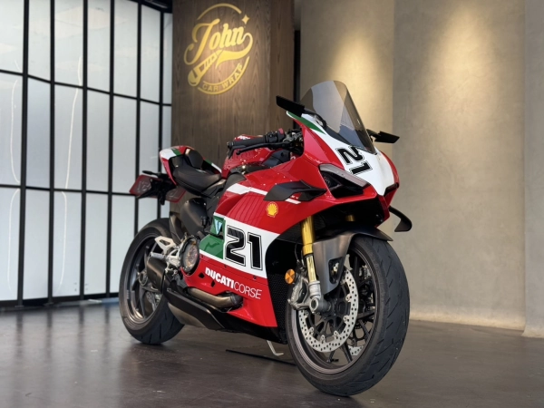 機車包膜,重機包膜,機車包膜價格,機車包膜推薦